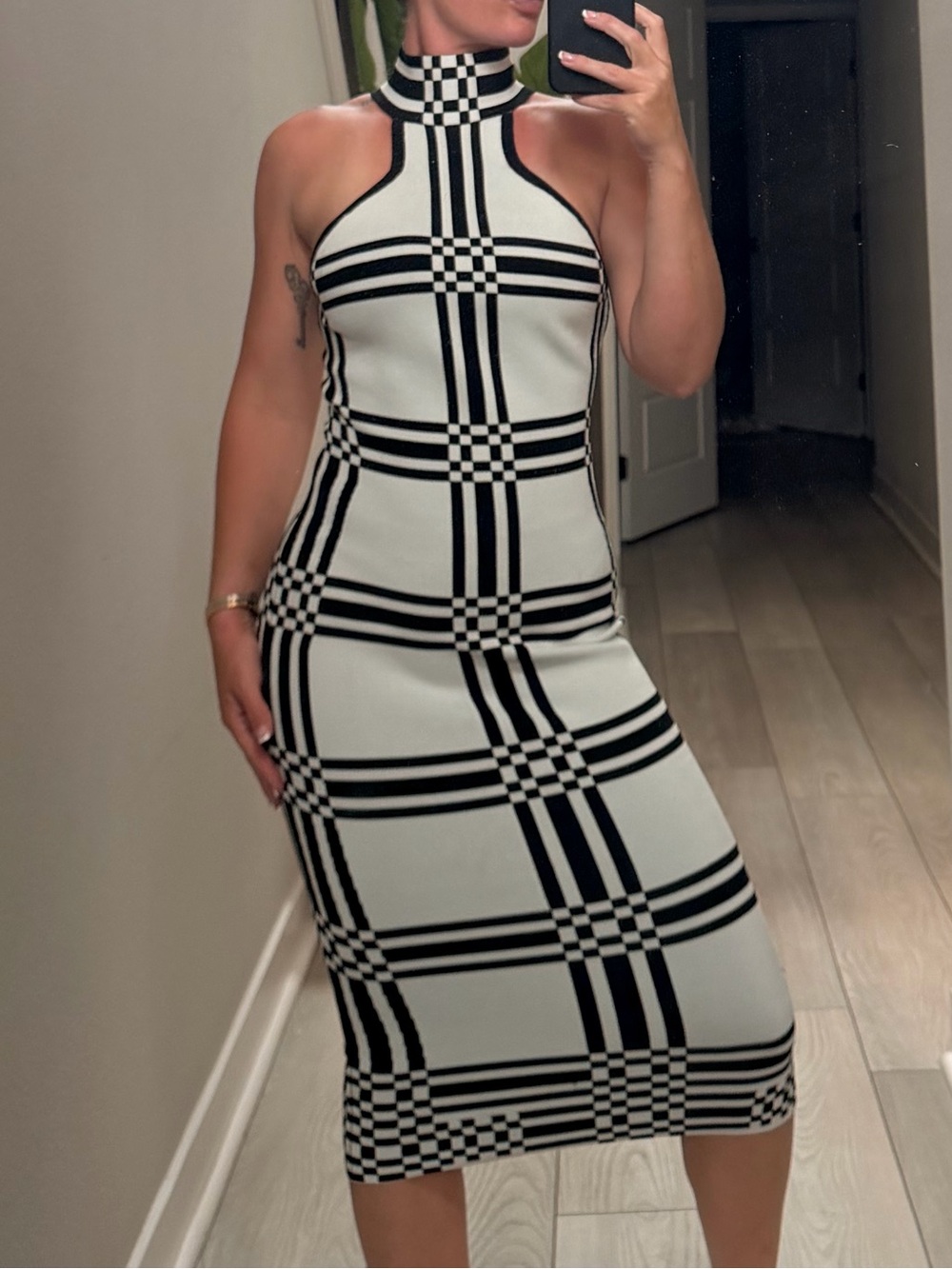 Sleeveless High-Neck Black & White Plaid Midi Dress